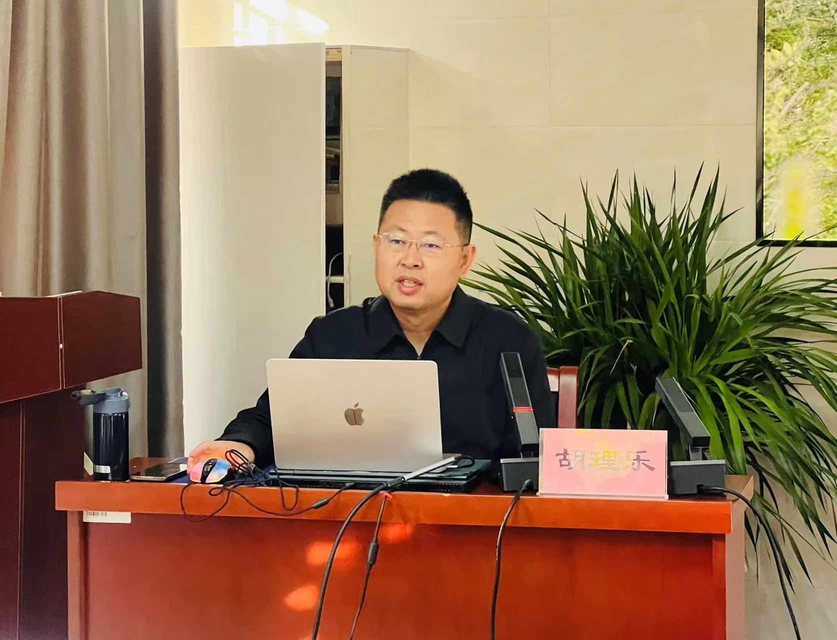 微信图片_20241101175824.jpg